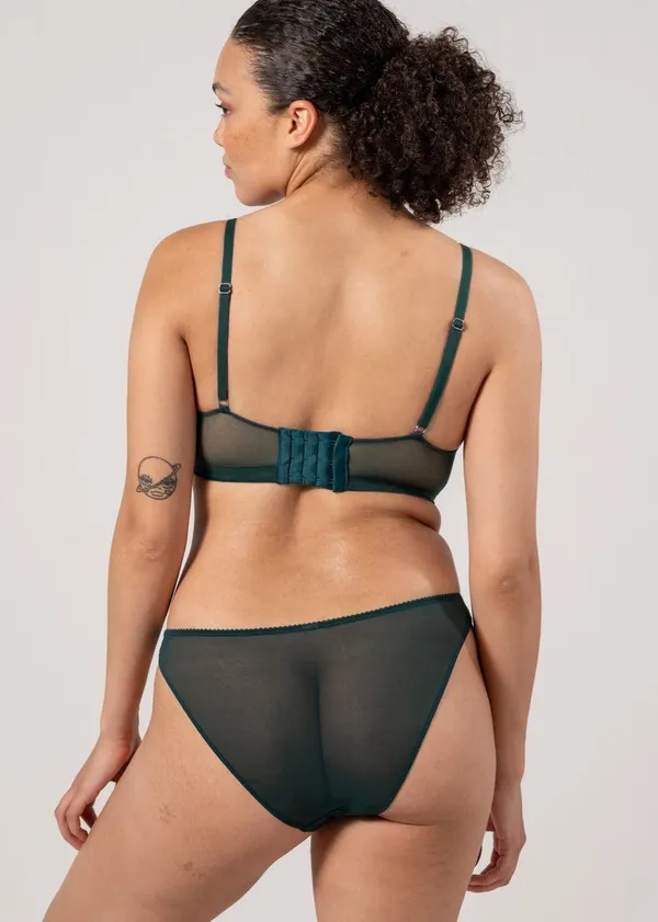 Culotte en matières recyclées | vert "mesh bikini briefs - pine", Understatement