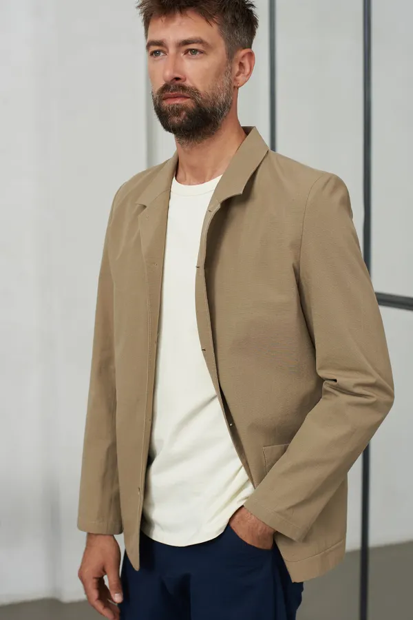 Blazer boutonné en coton bio | beige "enzo eco ripstop pale khaki", About Companions