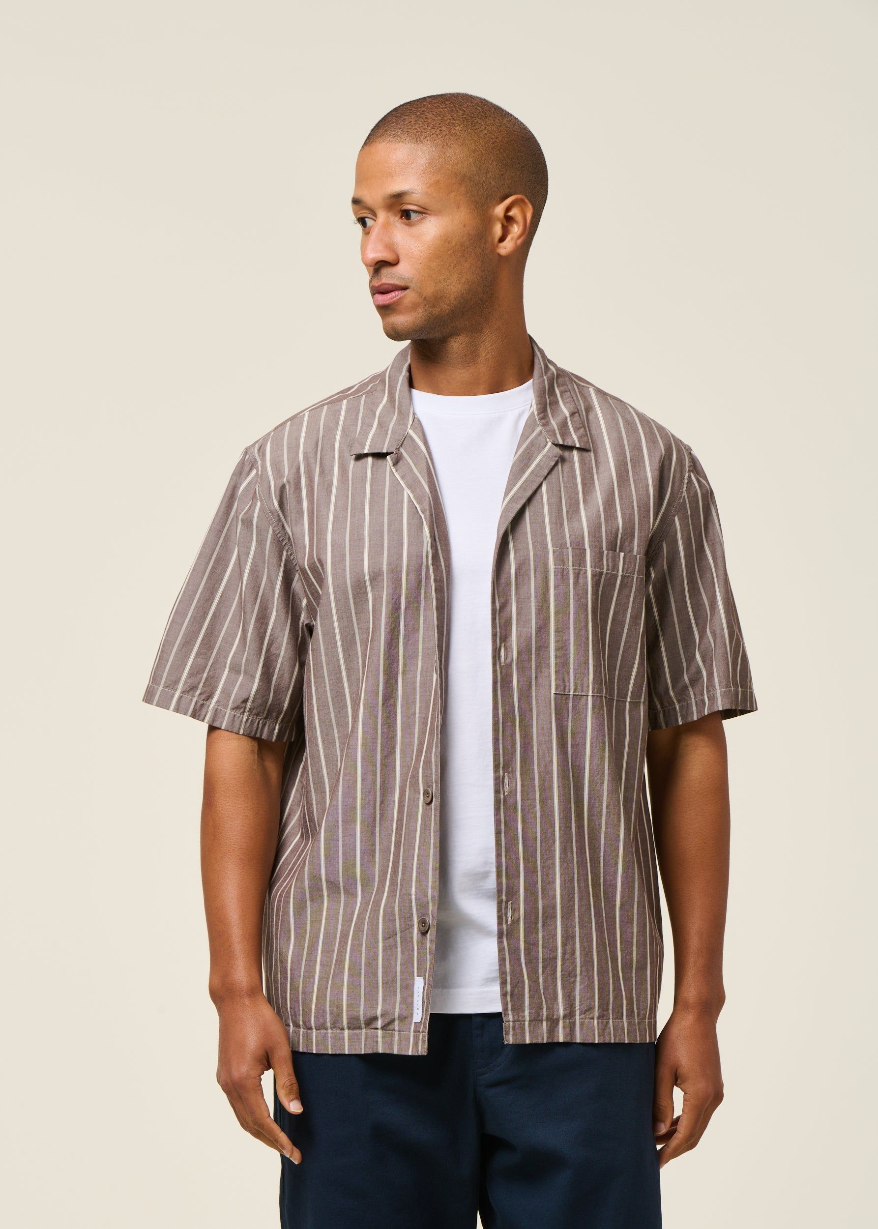 Kurzarmhemd aus Bio-Baumwolle | Gestreift "bowling shirt - brown stripe", Rotholz, Foto 1