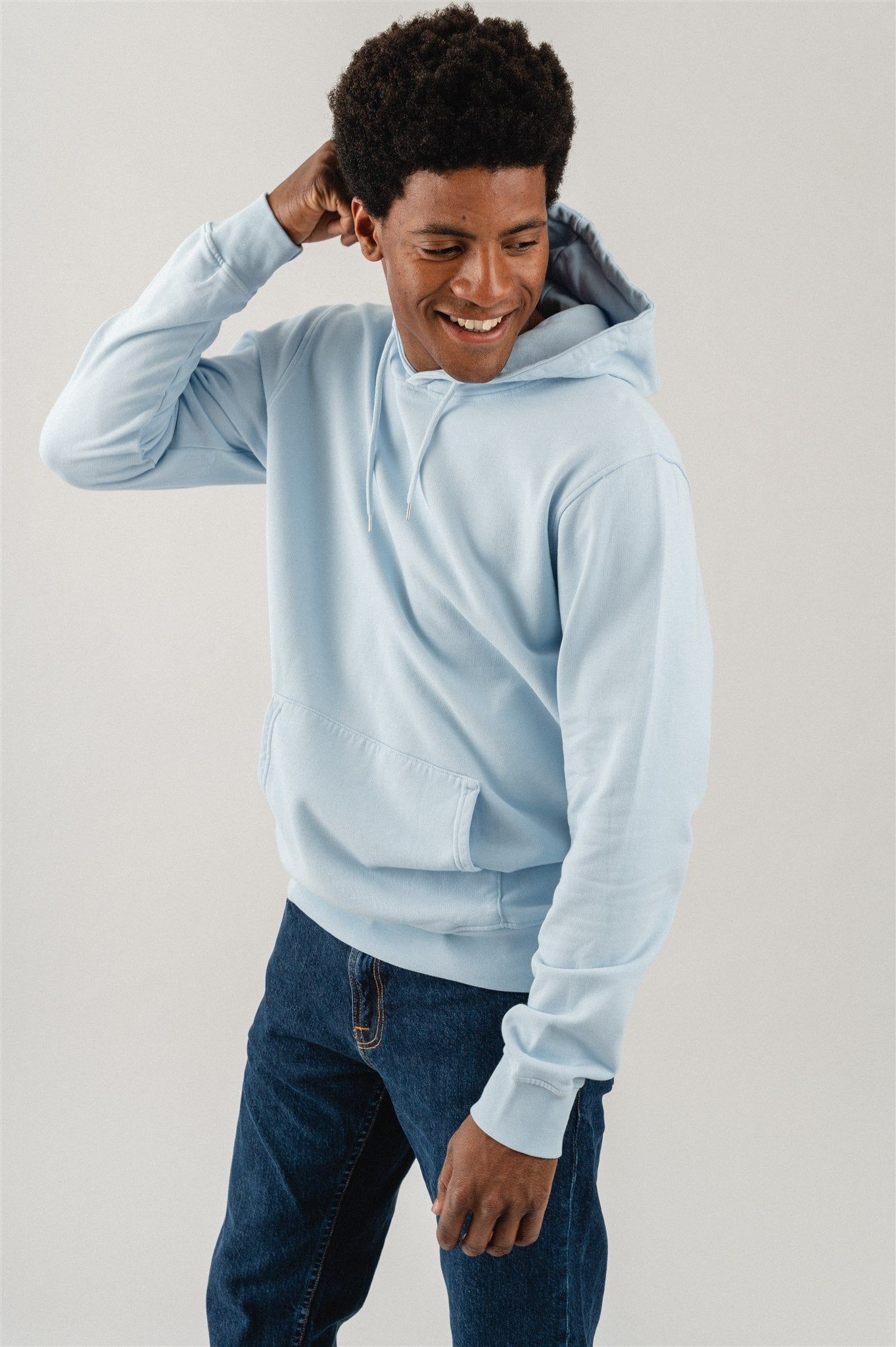 Hoodie aus Bio-Baumwolle | blau "polar blue", Colorful Standard, Foto 2