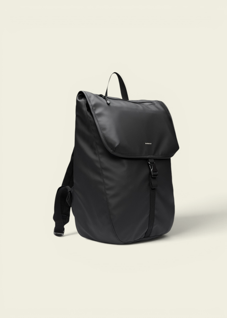 Sac à dos 20l en matière recyclée | noir "Stream lid backpack - black" - Sandqvist